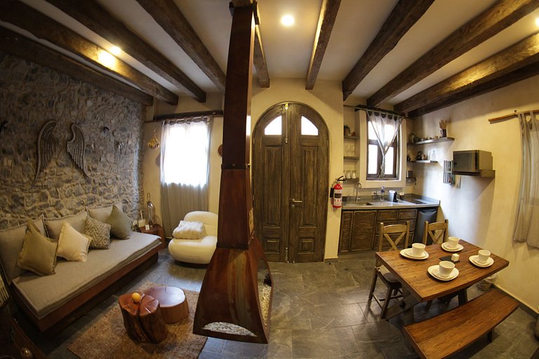 Vecchia Luna: Boutique Ground Floor, Val'Quirico.