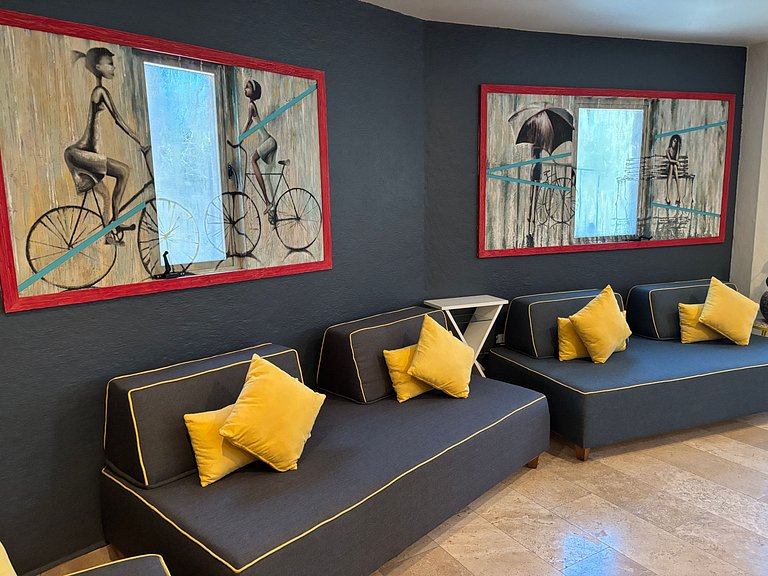 ¡Dúplex de Alto Lujo en el Corazón de Val'Quirico!