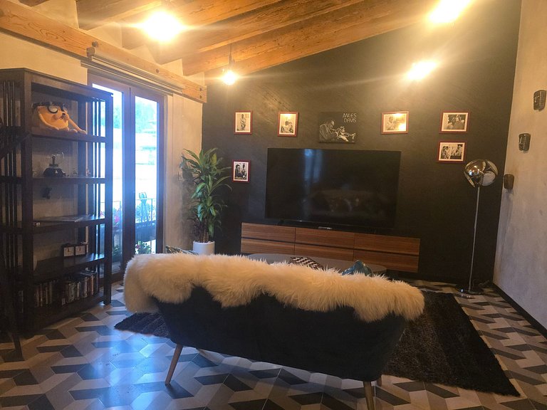 ¡Dúplex de Alto Lujo en el Corazón de Val'Quirico!