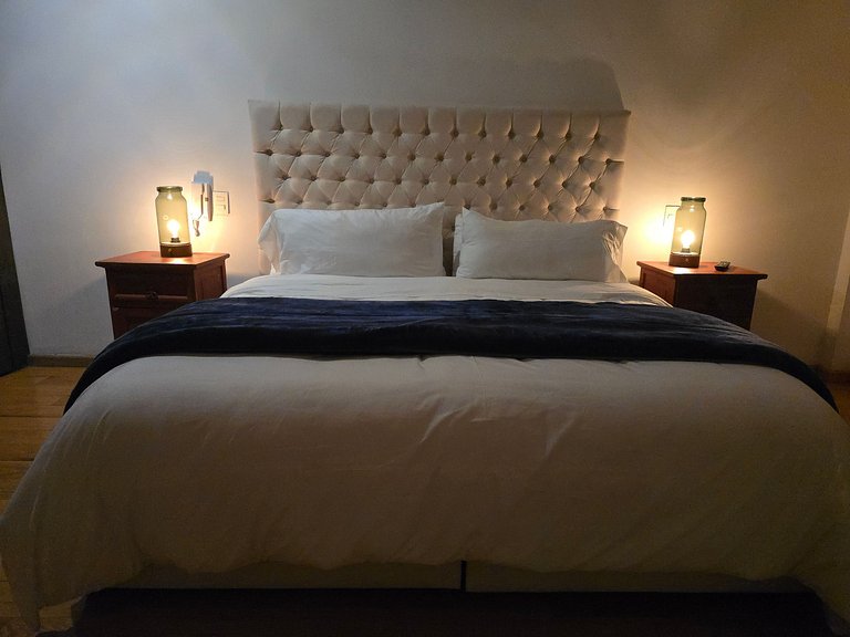 Remus: Your Rooftop Refuge in Val'Quirico
