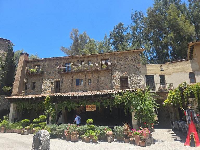 Remus: Tu Refugio con Rooftop en Val'Quirico