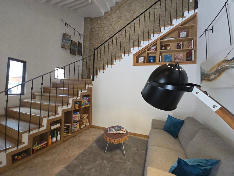 Remus: Tu Refugio con Rooftop en Val'Quirico