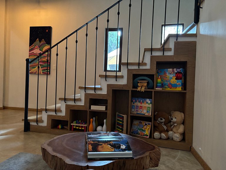 Remus: Your Rooftop Refuge in Val'Quirico