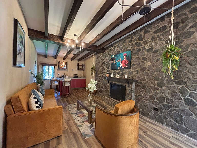 Sasha: Your Fascinating Retreat in Val'Quirico.