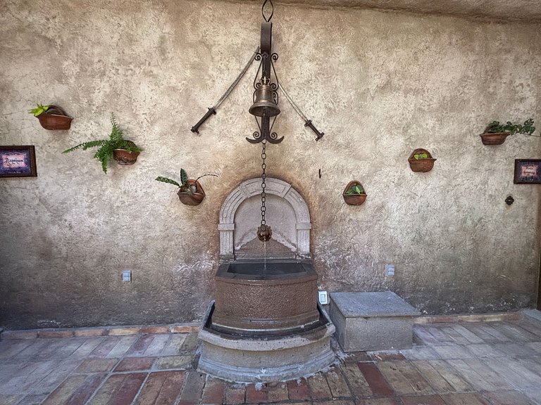 Departamento Zeus: Estilo y Confort en Val’Quirico