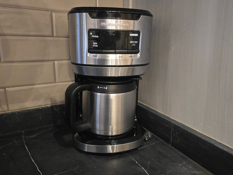 Departamento Zeus: Estilo y Confort en Val’Quirico