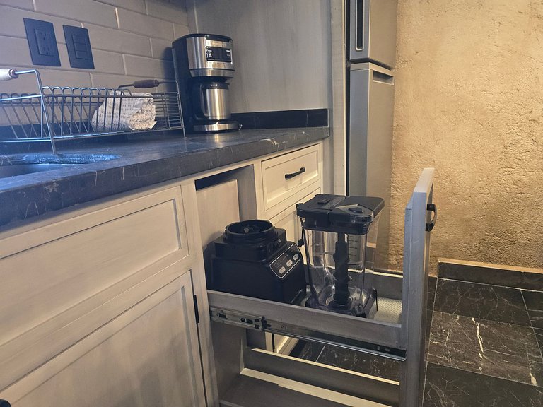 Apartamento Zeus: Estilo e Conforto em Val’Quirico