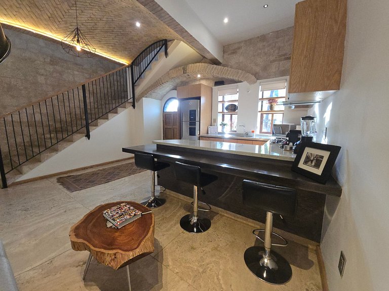 Romulus: Historia y Magia en Val'Quirico