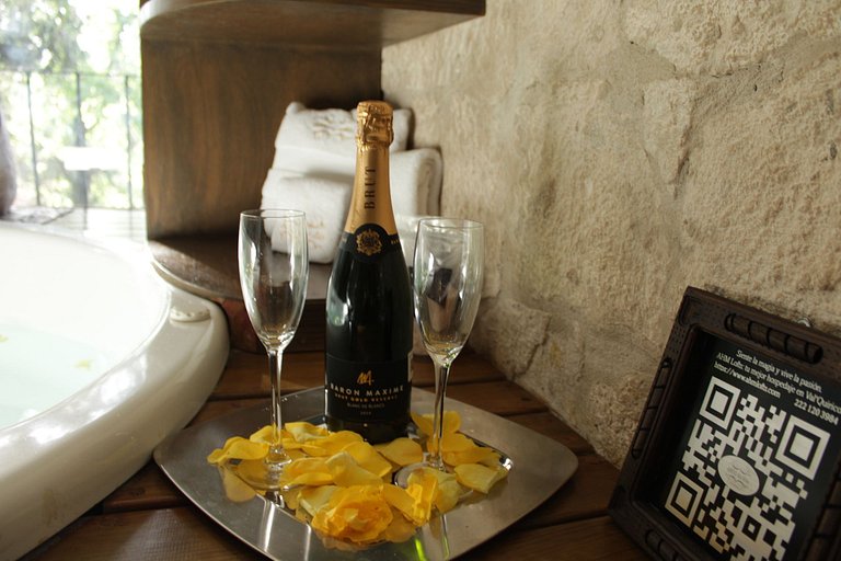 Romulus: Storia e Magia a Val'Quirico